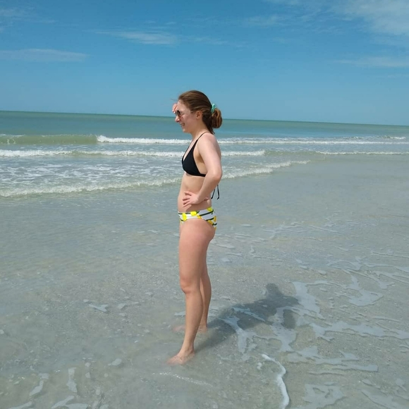 Meet your Posher, Karmen - Picture 5 of 5